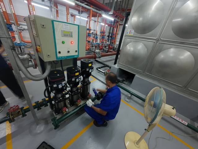 ������Ա����ʽ�����Խ����豸�ⲿά��