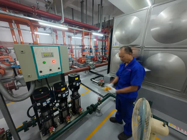 ά����Ա���ֳ���������ʽ�������������